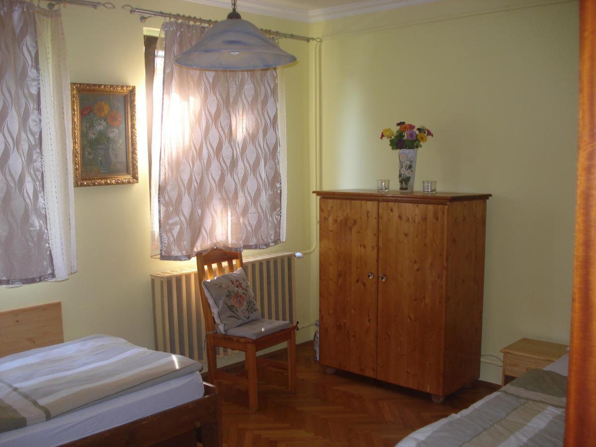 Eszter Apartman Eger Exteriér fotografie